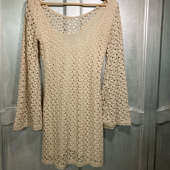 Free People Dresses & Skirts - Free People Boho Dress with Flare Sleeves